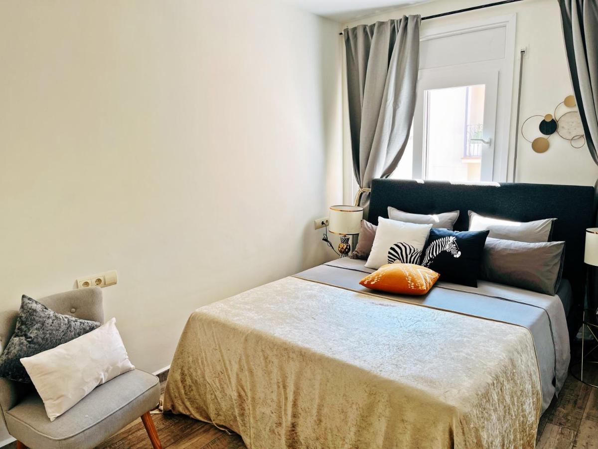 Cheerful Townhouse Center Sitges 5 Bedrooms Pool And Terrace エクステリア 写真