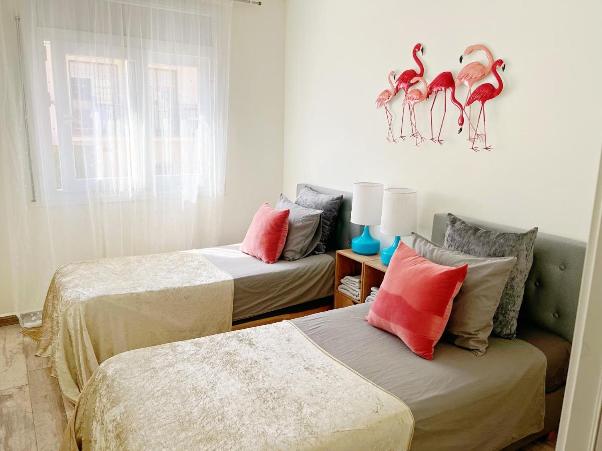 Cheerful Townhouse Center Sitges 5 Bedrooms Pool And Terrace エクステリア 写真
