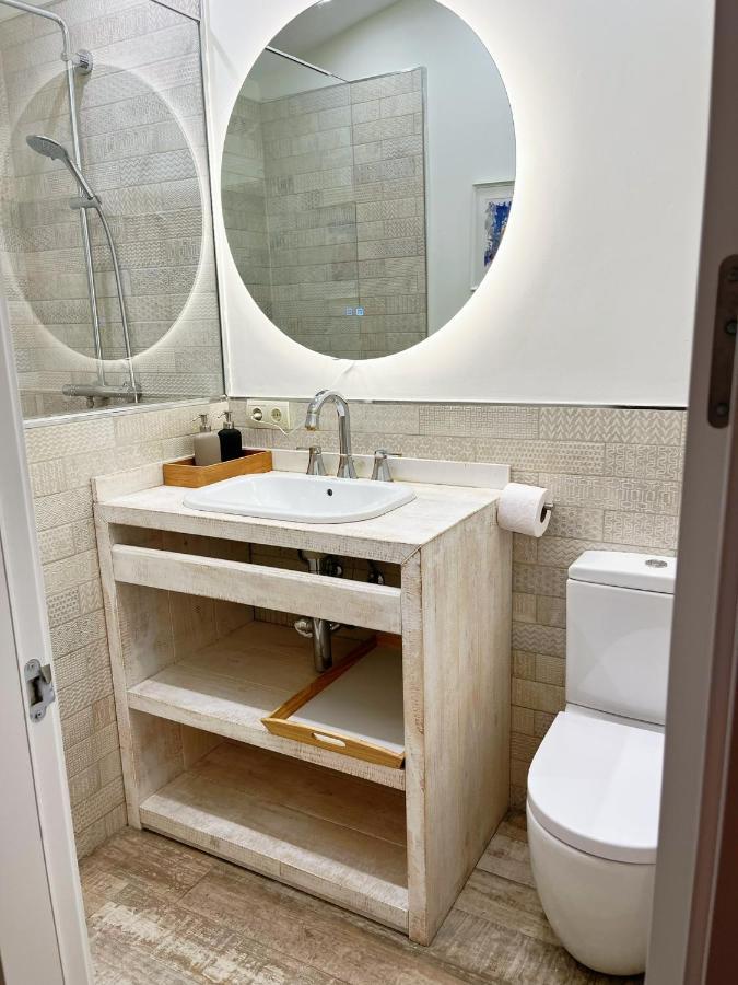Cheerful Townhouse Center Sitges 5 Bedrooms Pool And Terrace エクステリア 写真